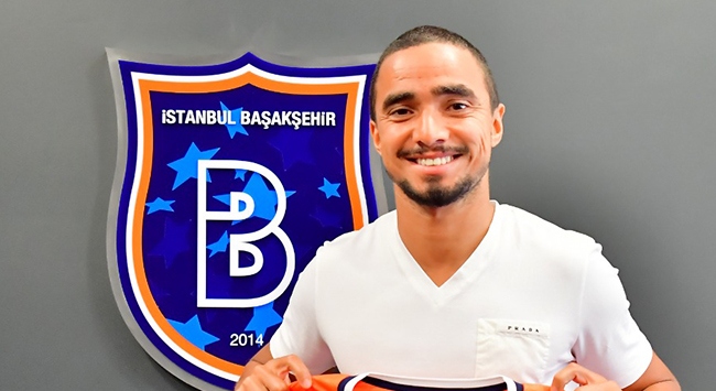 Rafael Başakşehir’de olmaktan mutlu