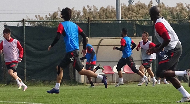 Bandırmaspor’da vaka sayısı 8’e çıktı