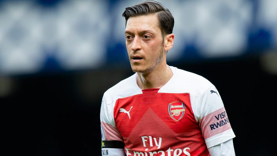 Bierhoff’dan Mesut Özil mesajı