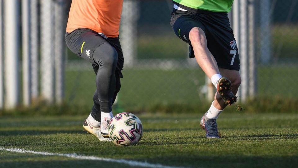 Bursaspor’da 2 koronavirüs vakası