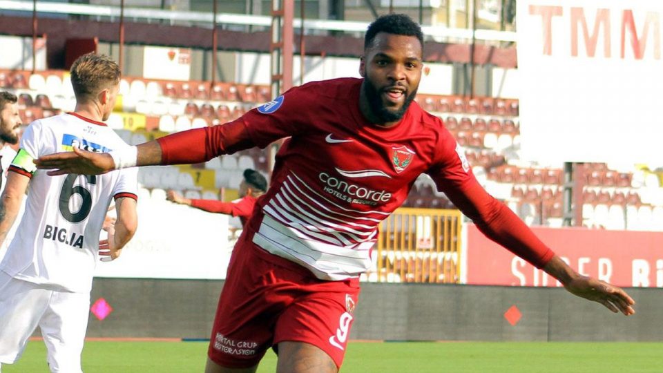 Hatayspor’lu Aaron Boupendza Rusya yolcusu
