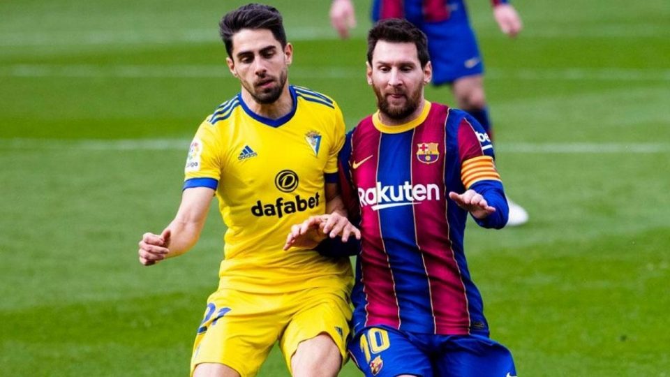 Lionel Messi Barcelona’ya yetmedi