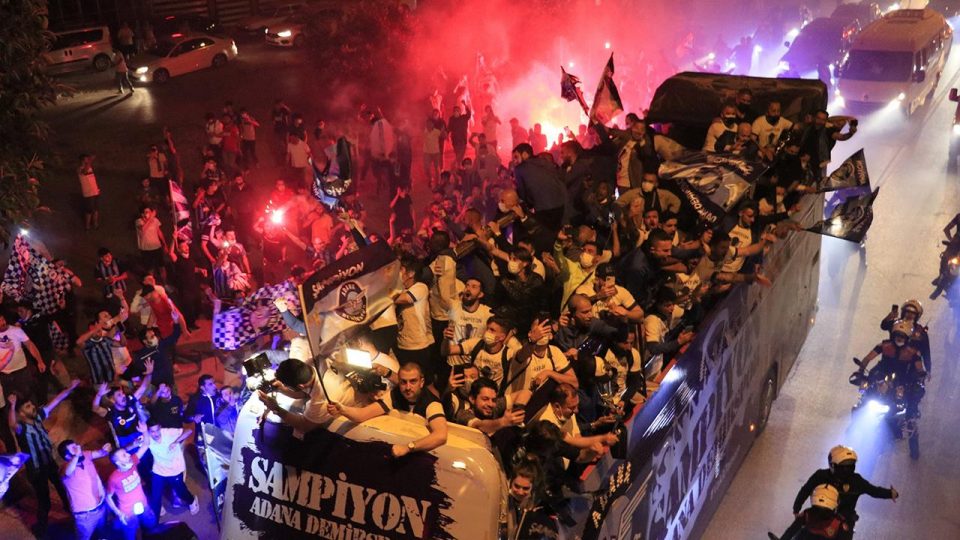 Bakan Soylu: Şampiyonluk kutlamaları kapanmadan sonra yapılmalı