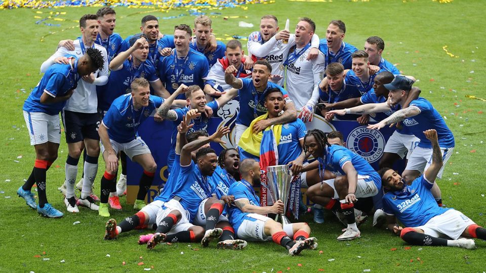 İskoçya şampiyonu Rangers ligi namağlup bitirdi