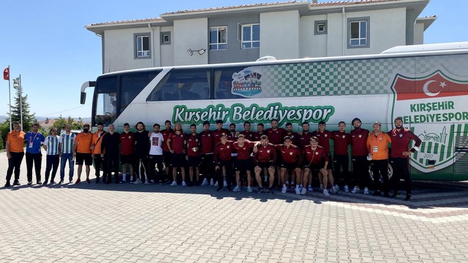Kırşehir 52 yıllık 1. Lig hayaline bir adım daha yaklaştı