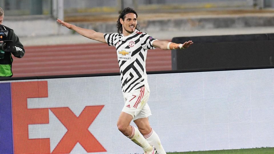 Manchester United Cavani ile sözleşme yeniledi