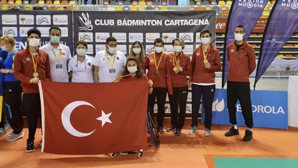 Milli para badmintonculardan 5 madalya