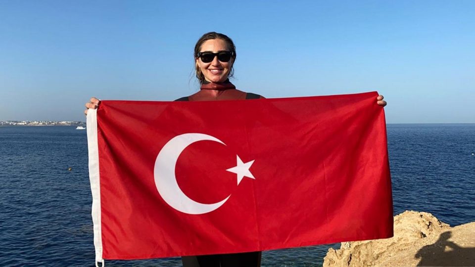 Milli sporcu Şahika Ercümen Mısır’da rekor kırdı
