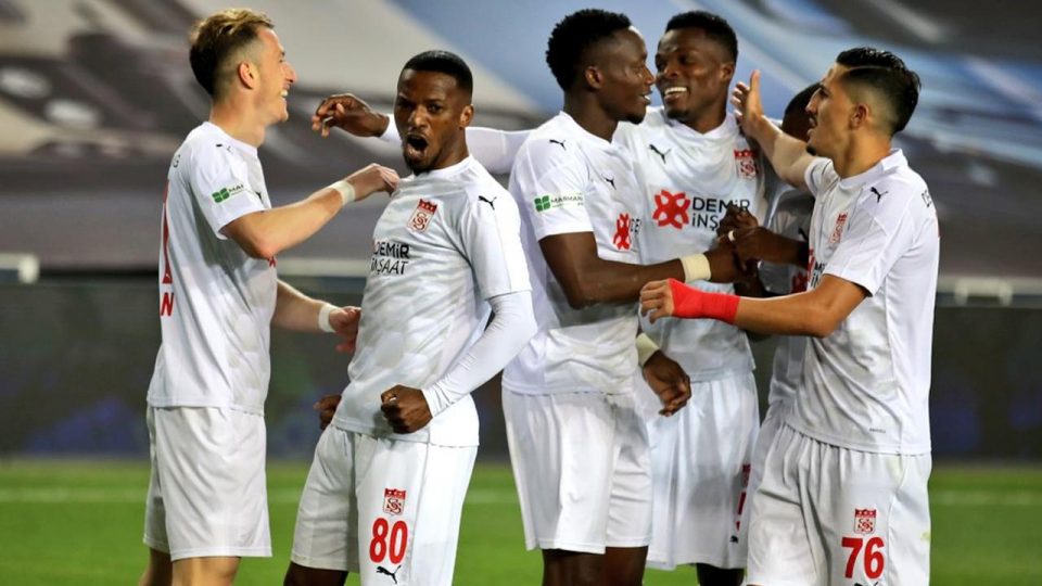 Sivasspor deplasman daha başarılı
