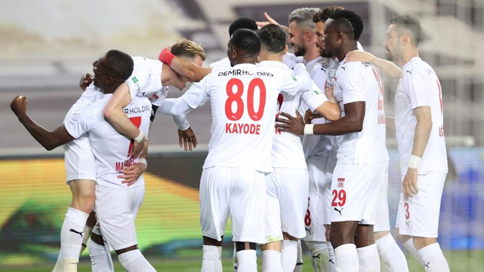 Sivasspor’un yenilmezlik serisi 18 maça çıktı