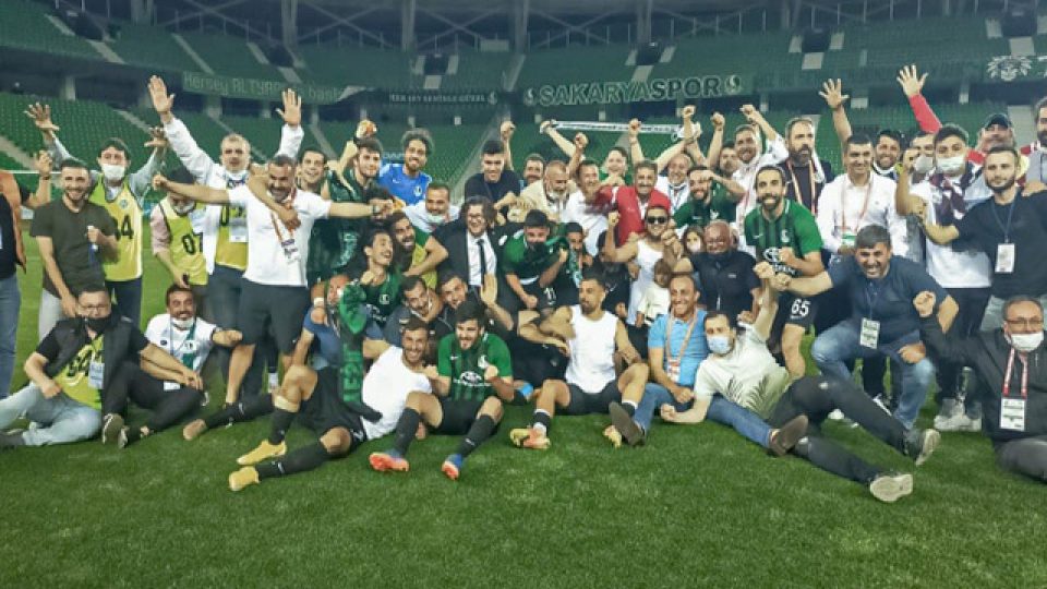 Son finalist Sakaryaspor