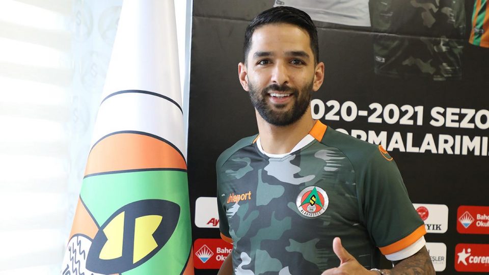 Candeias yeniden Alanyaspor’da
